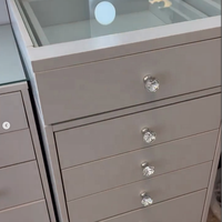 Coiffeuse moderne en velours avec 13 tiroirs, miroir éclairé et fonctions réglables, en MDF, pour chambre à coucher et mobilier de maison