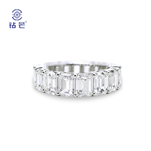 <span class=keywords><strong>Anello</strong></span> di Lusso in Oro 14K con Diamanti <span class=keywords><strong>Taglio</strong></span> <span class=keywords><strong>Smeraldo</strong></span> e Pietre Completamente Pavé per Uso Quotidiano, Feste, Matrimoni, Regalo di Gioielleria - Product Image 1