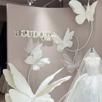 Grandes fleurs papillon 3D faites à la main en papier crêpe rose dégradé pour toile de fond de scène de mariage et accessoires de photographie