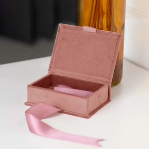 صندوق هدايا مخملي مخصص بشعار وصورة، صندوق تذكاري للتخزين مع شريط، تغليف أنيق مصنوع يدويًا ومخصص للمجموعات - Product Image 5