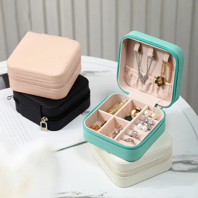 Custom Logo Small Travel Jewelry Box Lady PU Leather Zipper Closure Earring Jewelry Storage Box Travel Jewelry Organizer