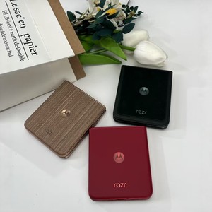 Teléfono Móvil Inteligente Chino Plegable con Doble SIM, Teléfonos Baratos Mini Flip Desbloqueados, Teléfono Celular Android 5G al por Mayor, <span class=keywords><strong>Motorola</strong></span> Rarz 60 Ultra - Product Image 4