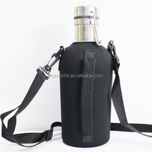 Funda <span class=keywords><strong>de</strong></span> neopreno personalizada para botella <span class=keywords><strong>de</strong></span> acero inoxidable <span class=keywords><strong>de</strong></span> 32 oz con asa y correa para el hombro - Bolsa aislante para botella con correa ajustable - Product Image 2