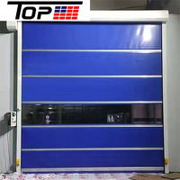 Porte rapide à enroulement flexible en PVC résistant aux chocs pour quai de chargement logistique