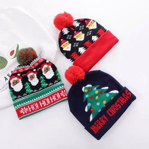 Gorros LED Navideños al por Mayor, Gorros con Luces LED - Product Image 3