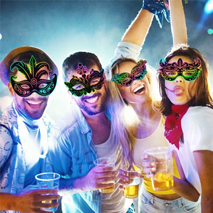 Set Van 48 Veelkleurige Zeer Expressieve Diverse Kunst Geïnspireerde Zeefdruk Geprint Kraspapier Maskers Creatieve Papierambachten - Product Image 3