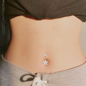 Anneau de nombril en titane F136 à filetage interne, bijou de corps pour femme, piercing décoré de cristaux pour le nombril - Product Image 2