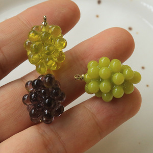 Dễ thương <span class=keywords><strong>Raspberry</strong></span> nho quyến rũ nhựa trái cây Mặt dây chuyền cho vòng đeo tay tự Làm Vòng Cổ Vòng chân Bông Tai Phát hiện thủ công đồ trang sức phụ kiện - Product Image 3