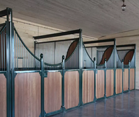 Écuries portables pour chevaux de style européen, en bambou haute densité, sur mesure, 13x13 pieds, maison temporaire pour chevaux, garantie 2 ans Seepoem