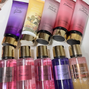 Set de Perfume Líquido de Lujo para Mujer, Marca Original Victoria's Secret, con Bruma Corporal de 236 ml y Spray de Eau de Parfum de 250 ml - Product Image 2