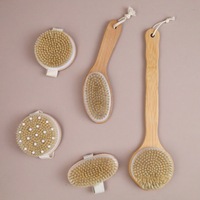 Brosse de bain exfoliante pour adultes en poils de porc, brosse corporelle sèche à long manche pour le dos, vente chaude