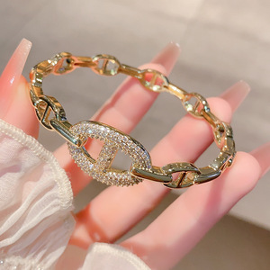 Geometric Pig <b>Nose</b> Bracelet Two-tone Gold <b>Silver</b> Zircon Bezel Setting Women's Jewelry Gift - Product Image 2