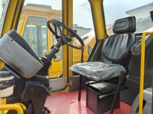 Rodillo Compactador de Segunda Mano Dynapac CA301D CA251D CA30D CA251D CA602D de Alta Calidad al Precio Más Bajo - Product Image 2