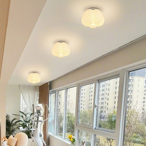 Plafonnier LED minimaliste moderne QiaoSheng à une seule tête pour couloir, entrée, dressing - Product Image 4