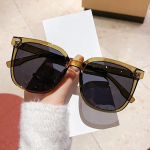 New sunglasses women's high-end polarized sunglasses anti-ultraviolet large <b>frame</b> face small driving TR sunglasses big <b>name</b> - Product Image 2