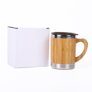 แก้วกาแฟเก็บความร้อน ขนาด 300 มล. ด้านนอกทำจากไม้ไผ่ ด้านในทำจากสแตนเลส พร้อมหูจับและฝาปิด เหมาะสำหรับใช้ในออฟฟิศ รับสกรีนโลโก้ตามสั่ง ขายส่ง - Product Image 3