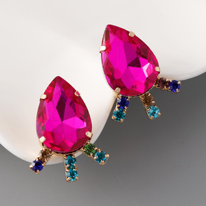 Phụ nữ tối giản của <span class=keywords><strong>Rose</strong></span> <span class=keywords><strong>Red</strong></span> pha lê bông tai hình học Rhinestone Water Drop Stud mạ vàng cho các bên và đám cưới - Product Image 2