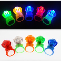 Hot Finger Light Sale Package Flash Jouet pour enfants Cadeau de Noël 36pc Boxed Glowing Small Diamond Ring Light