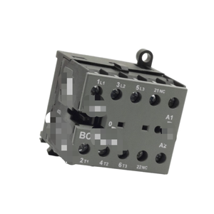 Bc7-30-01 Mini-schakelaar 4-polig, 1-nc Aux, 600vac 16a contact, 24vdc spoel Nieuw Origineel Direct leverbaar Industriële automatisering Pac De - Product Image 1