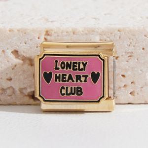 Fabricante de Dijes Personalizados, Dijes Italianos de Acero Inoxidable 316L con Baño de Oro PVD de 18k, Resistentes al Agua, para la Creación de Joyería - Product Image 4