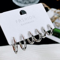 Anting Hoop Tebal 18G, Lebar 2.5mm, Baja Anti Karat 316L, Ukuran 8 10 12 14 16 18 mm, Model Palu Terpilin, Sistem Klik, Custom REACH