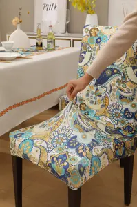 Bán hàng tốt Polyester Khăn trải bàn (kích thước trong 140*180cm) với bốn ghế bao gồm nhà sản xuất trong Yiwu