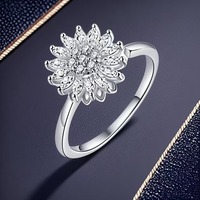 Anillo Abierto CZ Pave Dazzling Sunflower para Mujer, Chapado en Oro de 18K, de Latón, Ajustable, con Banda en Espiral y Pétalos, Joyería de Moda Chic y Llamativa