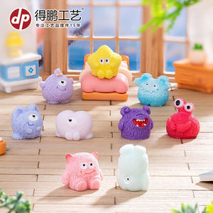 Figuras de monstruos de dibujos animados en miniatura Dp, decoración de casa de muñecas de resina, adorno de escritorio - Product Image 1