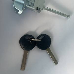 Cilindro de Cerradura Cilíndrico Yunnuo 51217212873, Zincado, con 2 Llaves, para Puerta - Product Image 1