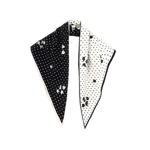 Écharpe triangulaire Angelina 135x60cm à pois pour femme, accessoire de mode - Product Image 3