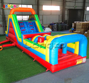 Parcours d'obstacles gonflable à prix réduit avec toboggan et tunnels - Product Image 2