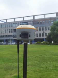 CHCNAV I70 GNSS Base มือสอง และ DGPS Differential GPS IMU อุปกรณ์สำรวจที่ดิน มีสินค้าในสต็อก - Product Image 2