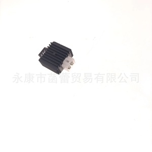 Estabilizador de Voltaje Rectificador de Onda Completa de 12V para Motocicletas Todoterreno y ATV, Esencial para un Rendimiento Estable en Entornos Extremos - Product Image 1
