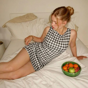 Robe mini sans manches à carreaux pour femme, coupe droite, élégante et décontractée, imprimé numérique, taille naturelle, lavable, idéale pour l'été – Vente en gros - Product Image 3