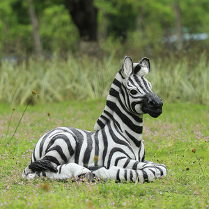 Artisanat en résine sur <span class=keywords><strong>le</strong></span> thème du safari extérieur Sculpture de <span class=keywords><strong>zèbre</strong></span> grandeur nature Sculpture animale - Product Image 3