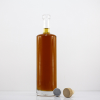 Fabrication vente en gros grande bouteille en verre ronde de 500ml 700ml 750ml bouteille en verre de liqueur whisky vodka bouteille en verre avec bouchon en liège