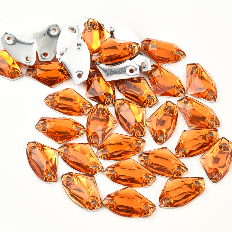 C06	Orange
