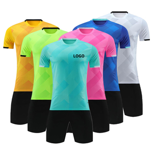 Cómoda camiseta de fútbol de equipo con estampado de números hecha de tela elástica - Product Image 3