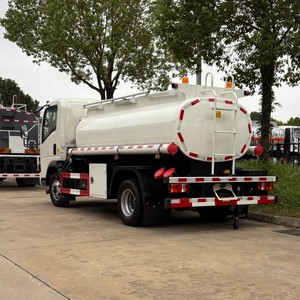 Mini-citerne à carburant HOWO 4x2 5000L avec pompe, conduite à droite, pour la distribution de carburant, à vendre - Product Image 6
