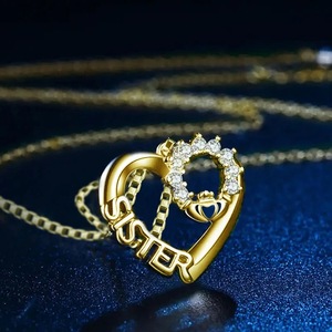 Collana con Ciondolo a Forma di Cuore e Corona per Donne, Regalo per Migliore Amica o Sorella, Gioielli alla Moda - Product Image 3