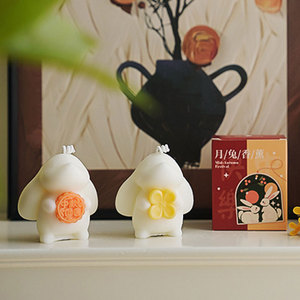 Holiday Gift Cute Bunny Shape Osmanthus Natural Soy Wax Paraffin Wax Scented Aroma <b>Candle</b> for Home Decor - Product Image 4