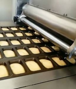 Máy Làm Bánh Tự Động Máy Làm Bánh Bơ Và Bánh Mousse Dây Chuyền Sản Xuất Bánh Ngũ Cốc - Product Image 5