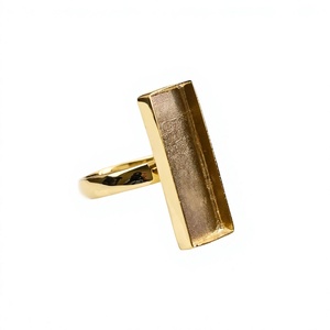 Anillo de Plata de Ley 925 Genuina, Ecológico, Hecho a Mano, con Forma Rectangular de 8x20mm, Bisel en Blanco para Engastar Piedras, Relleno de Resina para Cenizas, Joyería - Product Image 1