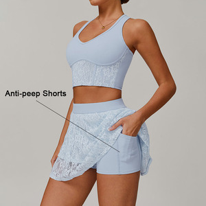 Set pakaian olahraga wanita, setelan 2 potong pakaian olahraga tenis, rok renda, Bra Racerback, celana pendek bawaan, pakaian olahraga - Product Image 3