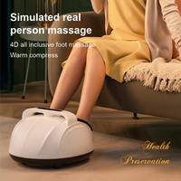 Appareil de massage chauffant pour les pieds avec rouleaux de grattage et surface de pétrissage roulante