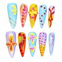 Ongles press-on longs et pointus faits à la main, fleurs sculptées en 3D, ombré coloré pop art et pois, ongles Y2K pour vacances tropicales