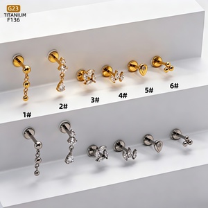 <span class=keywords><strong>Piercing</strong></span> Labret de <span class=keywords><strong>Titanio</strong></span> <span class=keywords><strong>G23</strong></span> ASTM F136 16G con Rosca Interna y Parte Trasera Plana <span class=keywords><strong>para</strong></span> Labio, Tragus, Daith, Hélix, Rook y Cartílago - Product Image 1