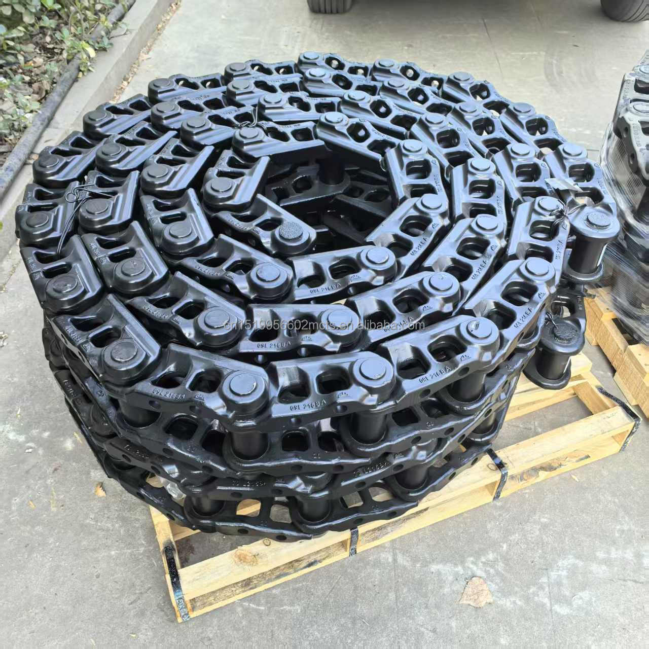 Shantui Brand PC300 Excavator Chain Track Chain Rail Undercarriage Parts 8216-MF-45000