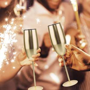 Flûte à champagne en acier inoxydable avec logo personnalisé, pour les célébrations de mariage, élégante coupe à champagne en métal doré - Product Image 6
