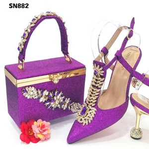 Nouvelles chaussures <span class=keywords><strong>de</strong></span> <span class=keywords><strong>danse</strong></span> et ensemble <span class=keywords><strong>de</strong></span> sacs 9CM talons hauts pochette <span class=keywords><strong>italienne</strong></span> pour femmes chaussures <span class=keywords><strong>de</strong></span> mariage et ensemble <span class=keywords><strong>de</strong></span> sacs avec des talons à nœud <span class=keywords><strong>de</strong></span> qualité supérieure - Product Image 6